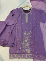 Lavender Bloom–Exquisite Hand-Embroidered Shalwar Kameez Set - Image 2